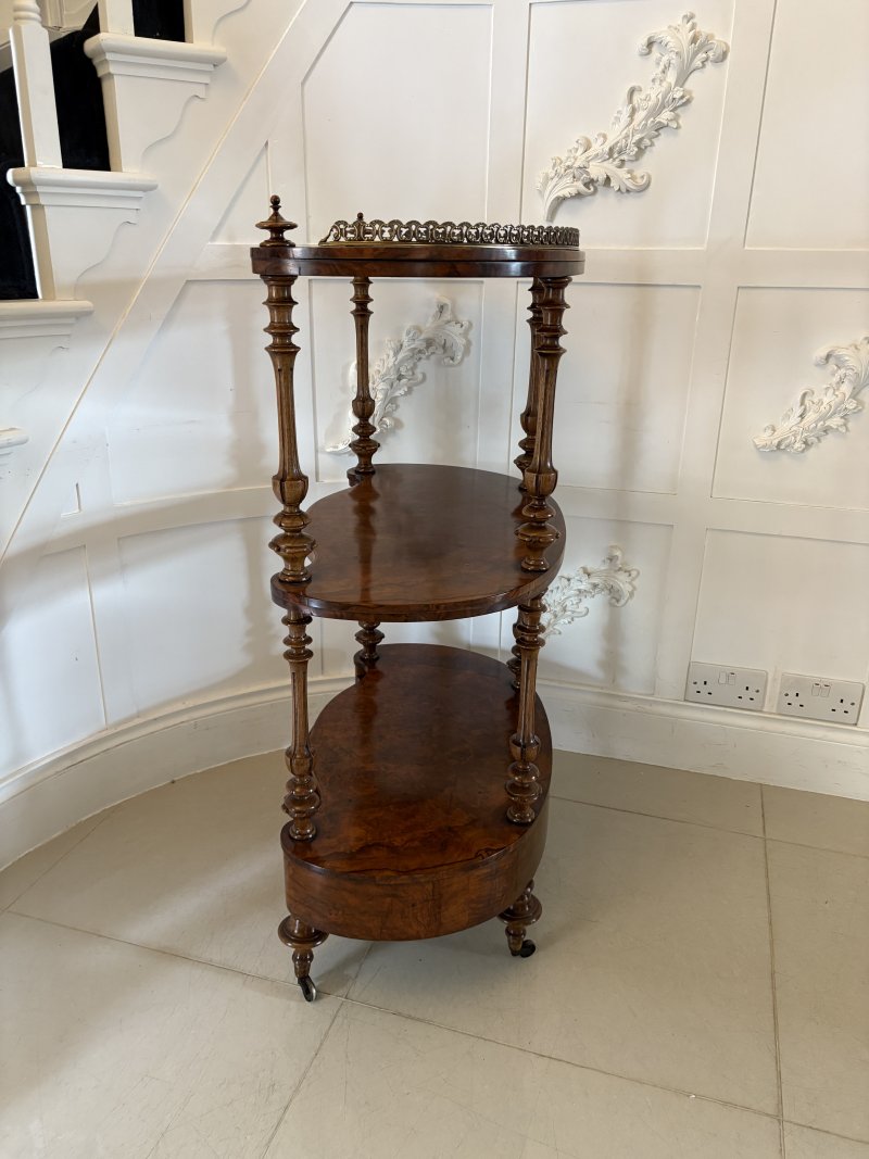 Outstanding Quality Antique Victorian Burr Walnut Serpentine Shaped Whatnot - Image 5